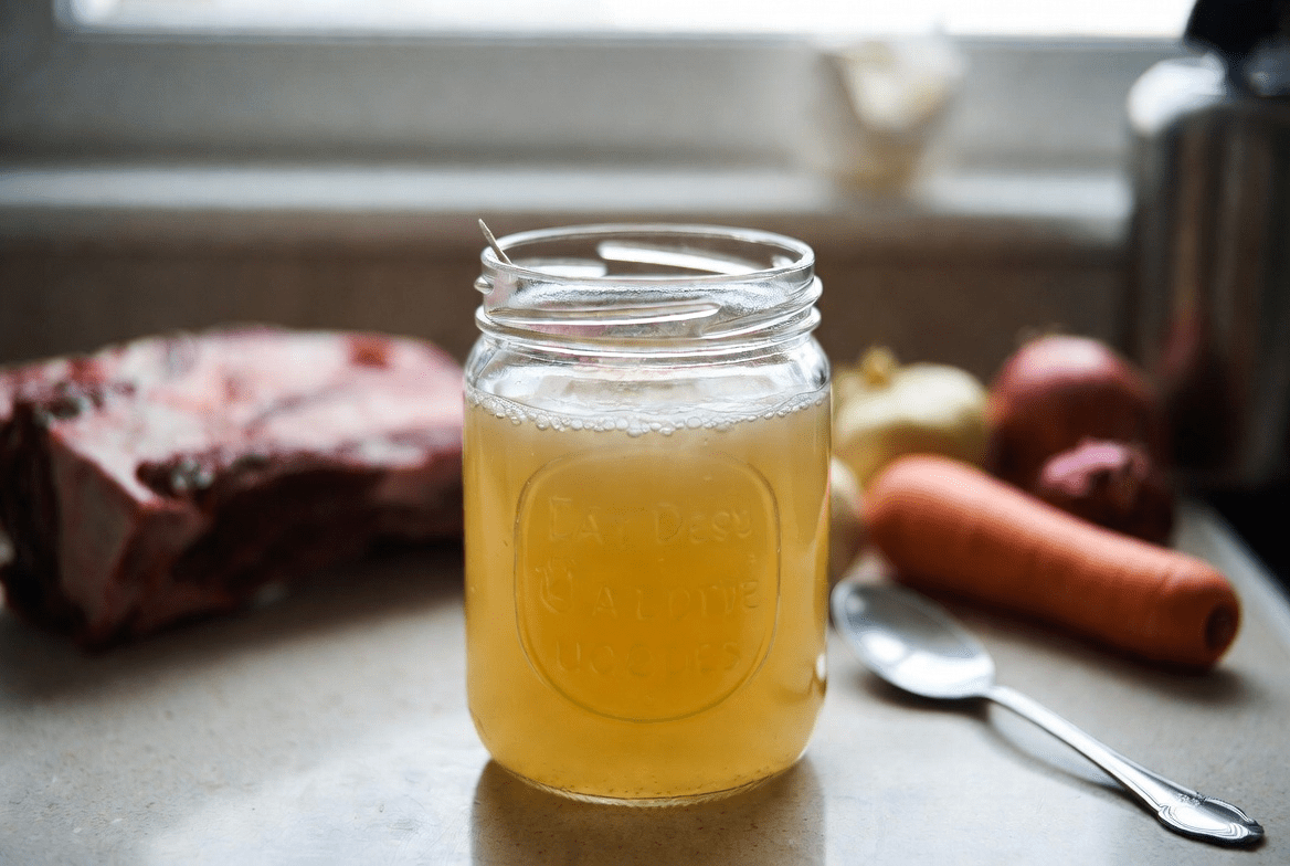 বয়স বাড়ার সঙ্গে সঙ্গে আপনার দৈনন্দিন খাদ্যতালিকায় এই সহজ খাবারটি যোগ করলে তা জয়েন্টের আরাম বজায় রাখতে সহায়তা করতে পারে