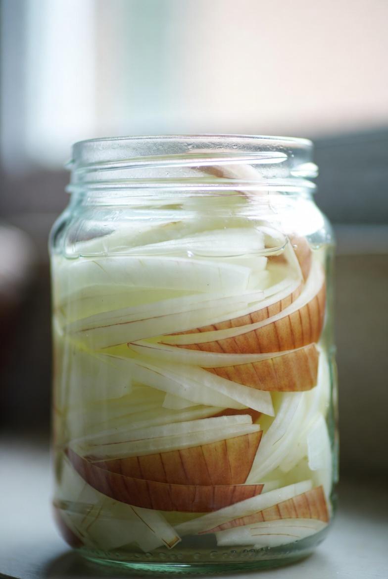 বাড়িতে প্রাকৃতিকভাবে চোখের সুস্থতা বজায় রাখতে পেঁয়াজ কী ভূমিকা রাখে? উপকারী দৈনন্দিন পরামর্শ